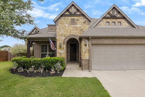 2701 Elmwood Dr, Burleson, TX, 76028-1388 | Card Image
