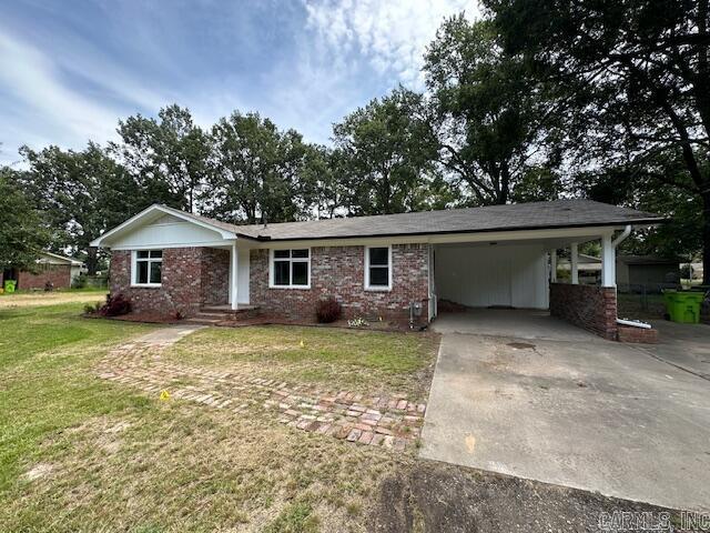Sharon St, Lonoke, AR 72086