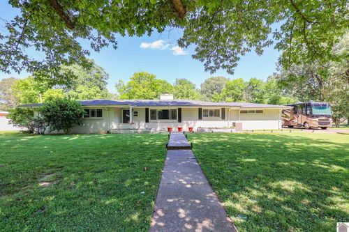 1450 Hc Mathis Dr, Paducah, KY, 42001-2468 | Card Image