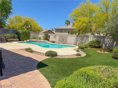 1564 Silver Knoll Ave, Las Vegas, NV, 89123-3837 | Card Image