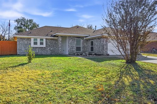 15 W Sharon Dr, Krum, TX, 76249-5310 | Card Image