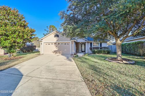 8023 Tuxford Ln, JACKSONVILLE, FL, 32244-8438 | Card Image