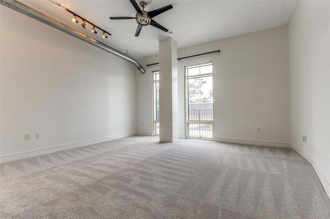 Primary Bedroom | Image 10