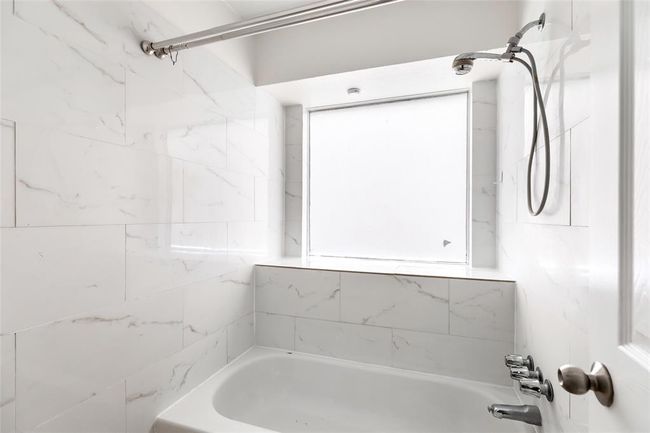 Bath tub with shower option! | Image 21