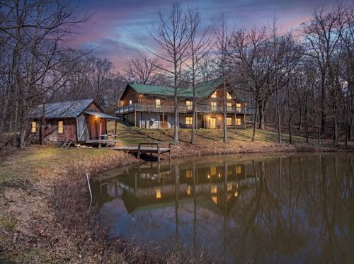 11503 Hawk Hill Ln, Boonville, MO, 65233-3858 | Card Image