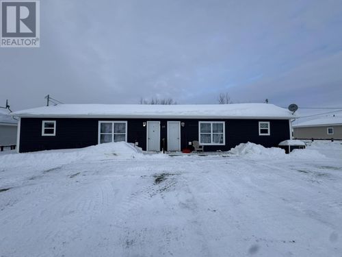 10 Mesher St, Happy Valley Goose Bay, NL, A0P1C0 | Card Image
