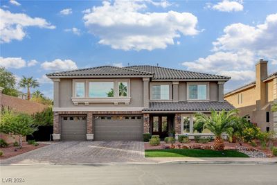 11015 Gaelic Hills Drive, House other with 5 bedrooms, 2 bathrooms and null parking in Las Vegas NV | Image 2