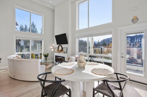 401-45500 Market Way, Chilliwack, BC, V2R6G5 | Card Image
