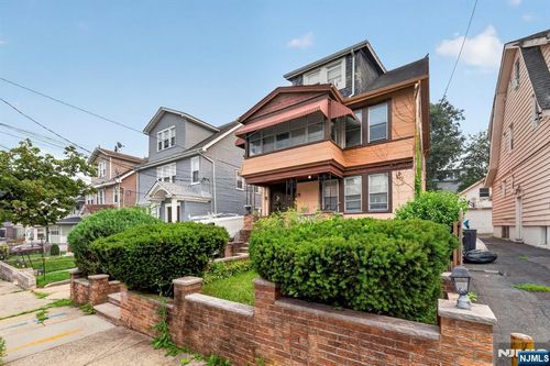 288 Pomona Ave, Newark, NJ, 07112-1446 | Card Image