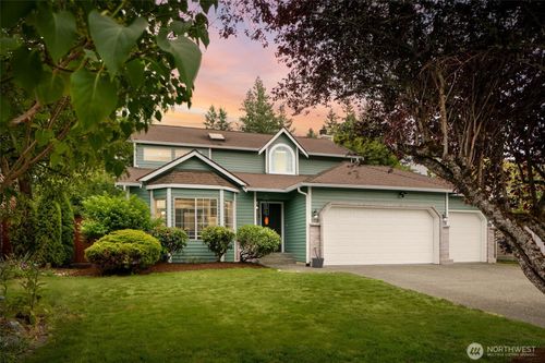 23215 Se 282nd Pl, Maple Valley, WA, 98038-8177 | Card Image