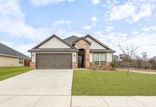 102 Clover Cir, Weatherford, TX, 76086-4791 | Card Image