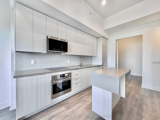 429 - 2485 Taunton Rd, Condo with 2 bedrooms, 2 bathrooms and 1 parking in Oakville ON | Image 7
