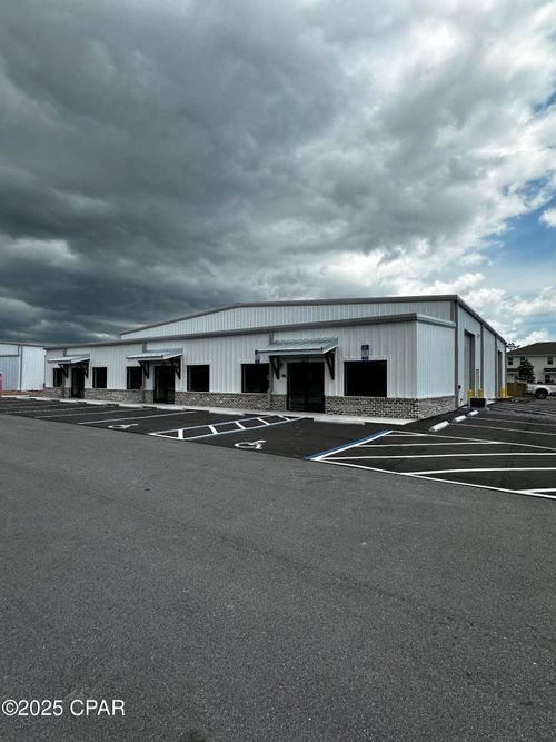 231 Aberdeen Pkwy, Panama City, FL, 32405-6457 | Card Image