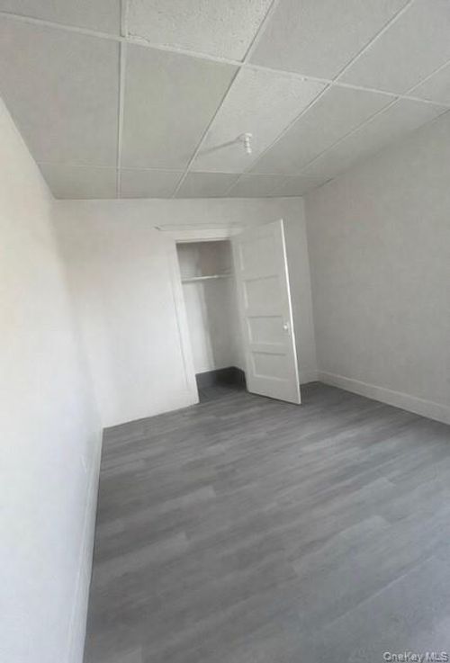 apt-4-30 E Main St, Middletown, NY, 10940-5834 | Card Image