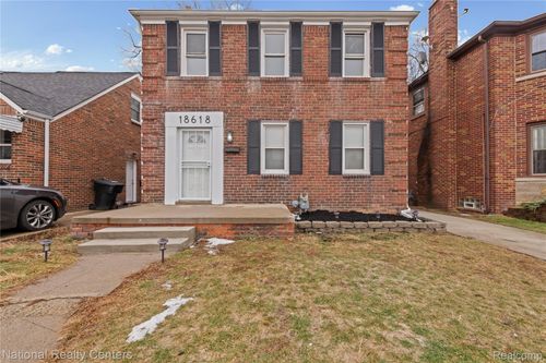 18618 Kentucky St, Detroit, MI, 48221-2006 | Card Image