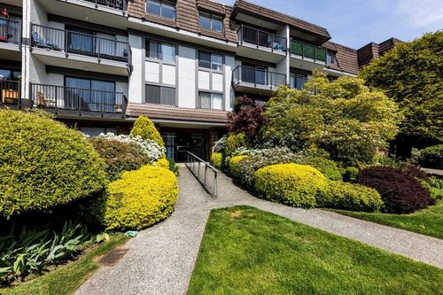 212-236 W 2nd Street, North Vancouver, BC, V7M1C6 | Card Image