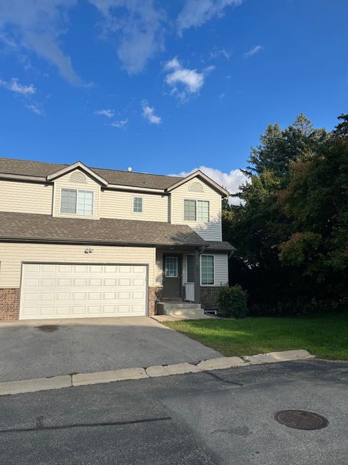 1035 Petra Ct Sw, Pine Island, MN, 55963-6796 | Card Image