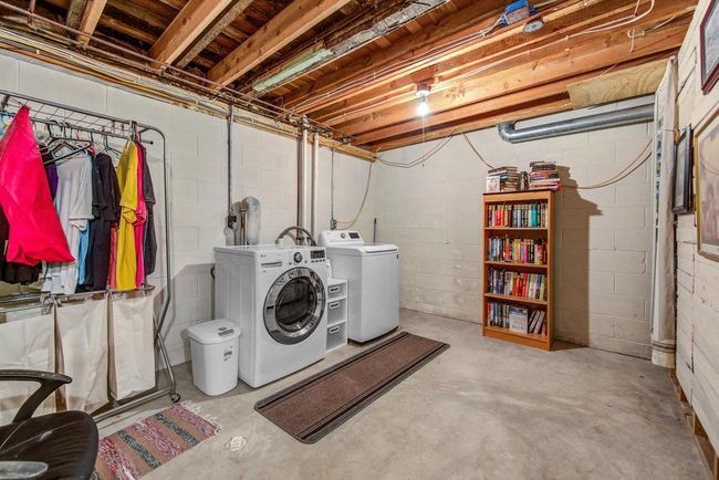 33 Laundry_lower.jpg | Image 23