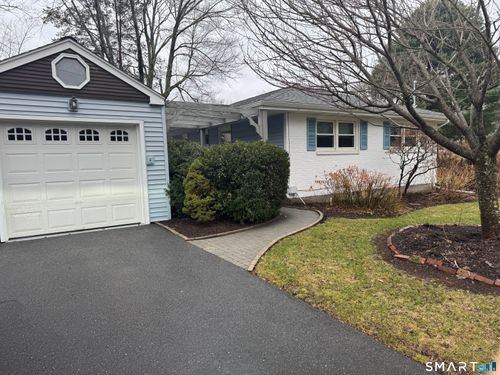 1 E Normandy Dr, West Hartford, CT, 06107-1406 | Card Image