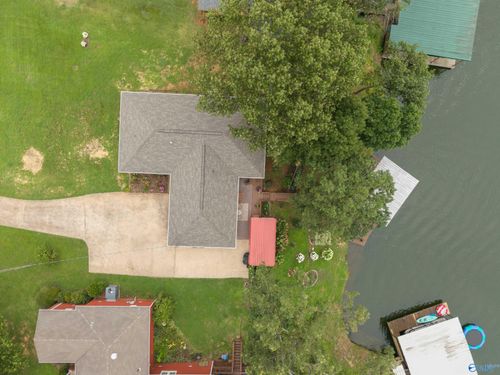 910 County Road 91, Rogersville, AL, 35652-6865 | Card Image