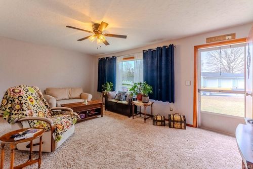 1434 W Rose Dr, Peru, IN, 46970-7301 | Card Image