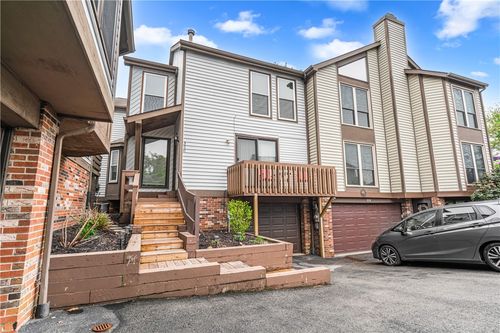 320 Spring Run Dr, Monroeville, PA, 15146-3346 | Card Image
