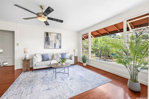 1952 Makiki Heights Dr, Honolulu, HI, 96822-2541 | Card Image