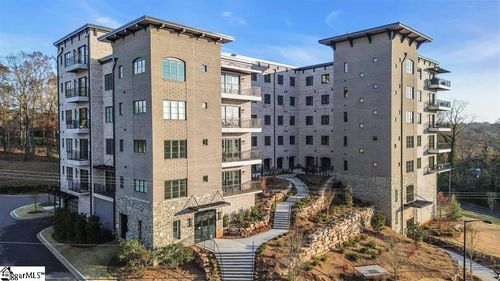 unit-303-95 Dr David C Francis St, Greenville, SC, 29601-3296 | Card Image