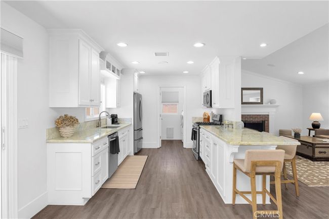 3181 Druid Ln, House other with 3 bedrooms, 2 bathrooms and 2 parking in Rossmoor CA | Image 17