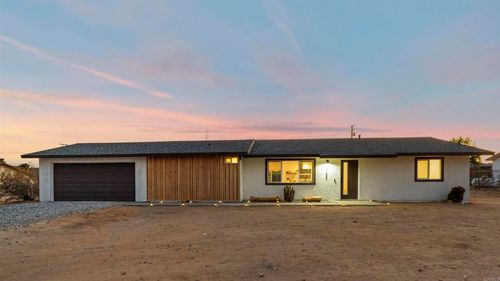 4758 Avenida La Mirada, Joshua Tree, CA, 92252-1622 | Card Image