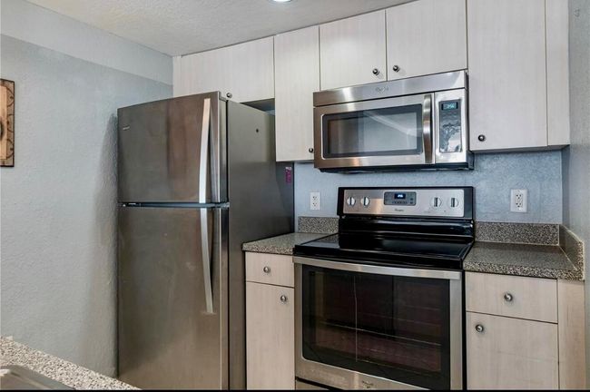 APT-718 - 1801 N Flagler Dr, Condo with 1 bedrooms, 1 bathrooms and null parking in West Palm Beach FL | Image 6