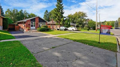 325 Hillcroft St, House other with 3 bedrooms, 2 bathrooms and 6 parking in Oshawa ON | Image 3