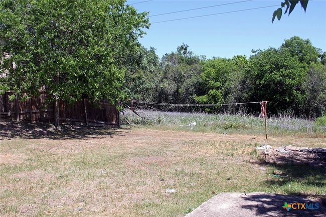 730 Chihuahua St, House other with 2 bedrooms, 1 bathrooms and null parking in Lockhart TX | Image 7