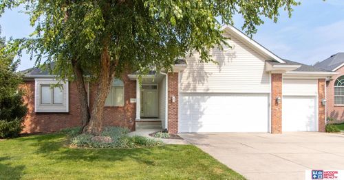 4850 Thomasbrook Ln, Lincoln, NE, 68516-6702 | Card Image