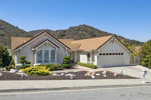 479 Hillsborough St, Thousand Oaks, CA, 91361-1345 | Card Image