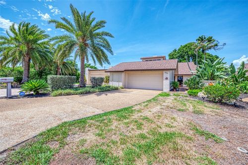 5903 La Vista Ln, BRADENTON, FL, 34210-3939 | Card Image