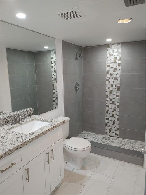410b-12900 Sw 7th Ct, Pembroke Pines, FL, 33027-6725 | Card Image