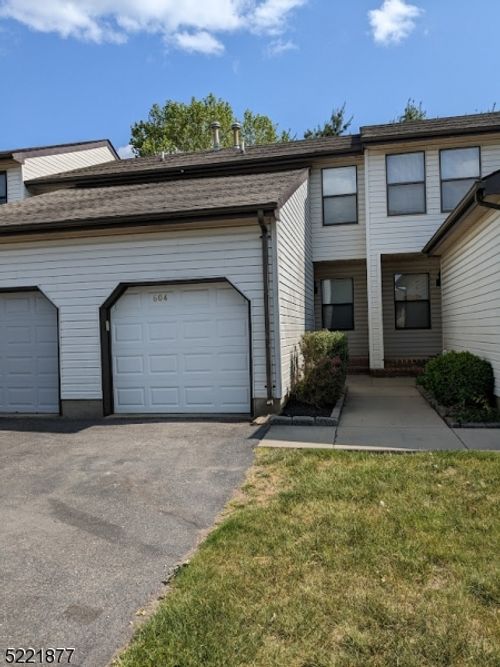 604 Almond Ct, Flemington, NJ, 08822-3140 | Card Image