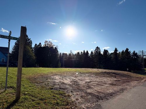 115 Washington Ave, Mellen, WI, 54546-9053 | Card Image