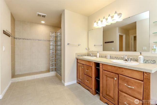 5505 Oxalis Dr W, House other with 5 bedrooms, 3 bathrooms and 1 parking in University Place WA | Image 40