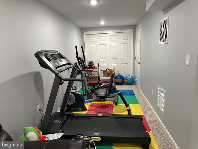 8 Nancy Cir, House other with 4 bedrooms, 4 bathrooms and null parking in READING PA | Image 37
