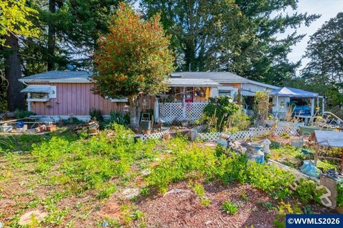28440 Liberty Rd, Sweet Home, OR, 97386-9582 | Card Image