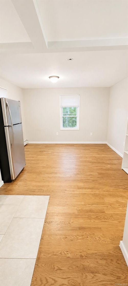 24738 88th Dr, Bellerose, NY, 11426-1608 | Card Image