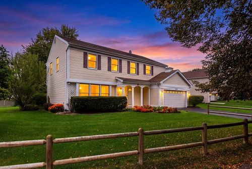 2297 Pontiac Cir, Naperville, IL, 60565-3298 | Card Image