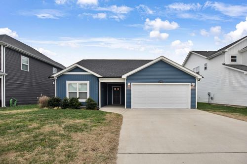 208 Clark Rd, Clarksville, TN, 37042-5749 | Card Image