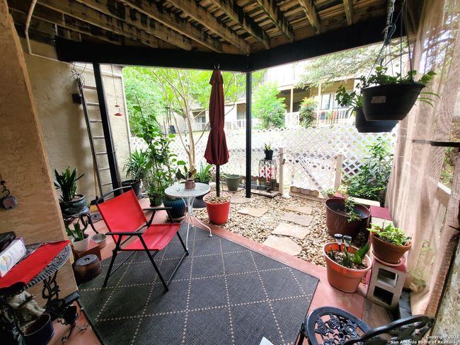 APT-502 - 6100 Woodlake Pkwy, Condo with 2 bedrooms, 2 bathrooms and null parking in San Antonio TX | Image 9