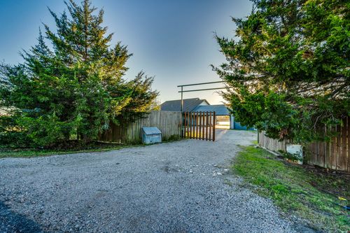 7163 County Road 573, Blue Ridge, TX, 75424-3701 | Card Image