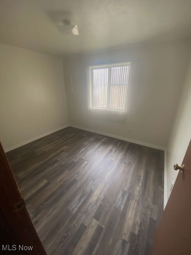 200 W 36 Th St, Condo with 2 bedrooms, 1 bathrooms and null parking in Shadyside OH | Image 5