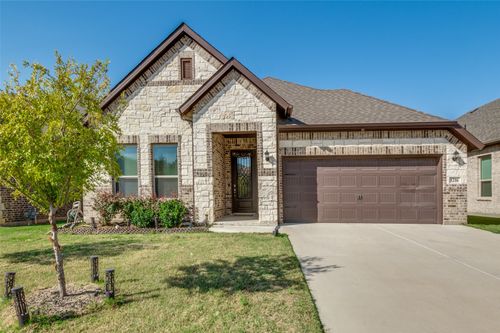 1216 Collett Sublett Rd, Kennedale, TX, 76060-1009 | Card Image