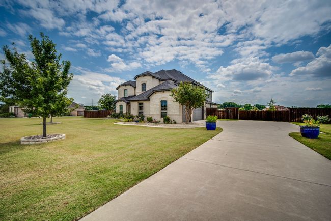 side entry garage | Image 5